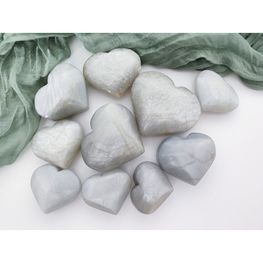 Super Flash Sage Moonstone Heart Carving Garnierite - Picture 2 of 12